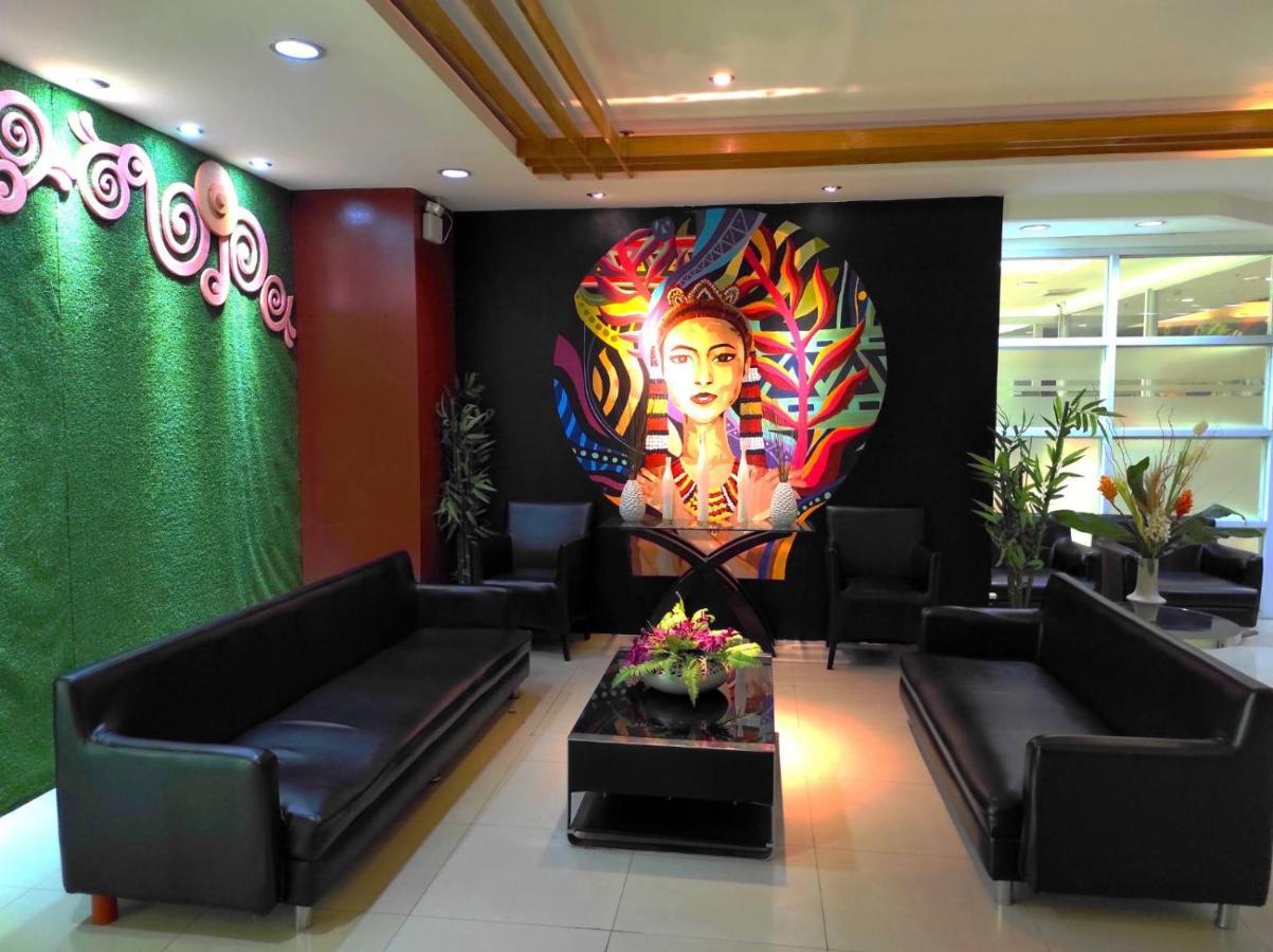Greenwindows Hotel Davao Zewnętrze zdjęcie